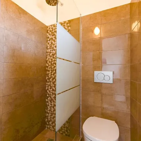 Onar & Hotel apartamentowy Perissa (Santorini)