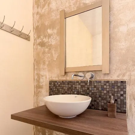 Hotel apartamentowy Onar & 2*